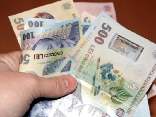 După ce a primit un pat să doarmă şi un loc de muncă, a fugit cu banii angajatorului